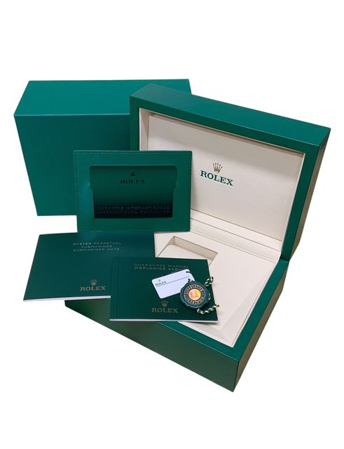 Rolex Submariner 126613 LB Image 4